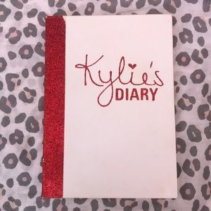 Kylie cosmetics Valentines palette